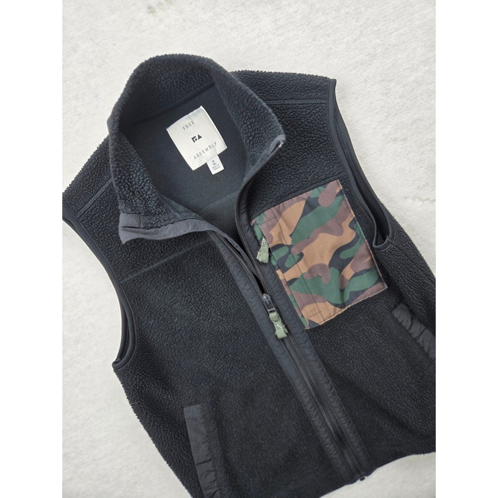 Free Assembly‎ Black Fleece Vest Camo Collar Pocket Kids Size M 8